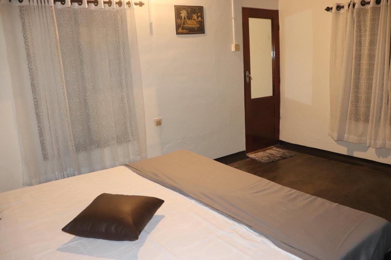 Piggy Hostel Варкала Екстер'єр фото