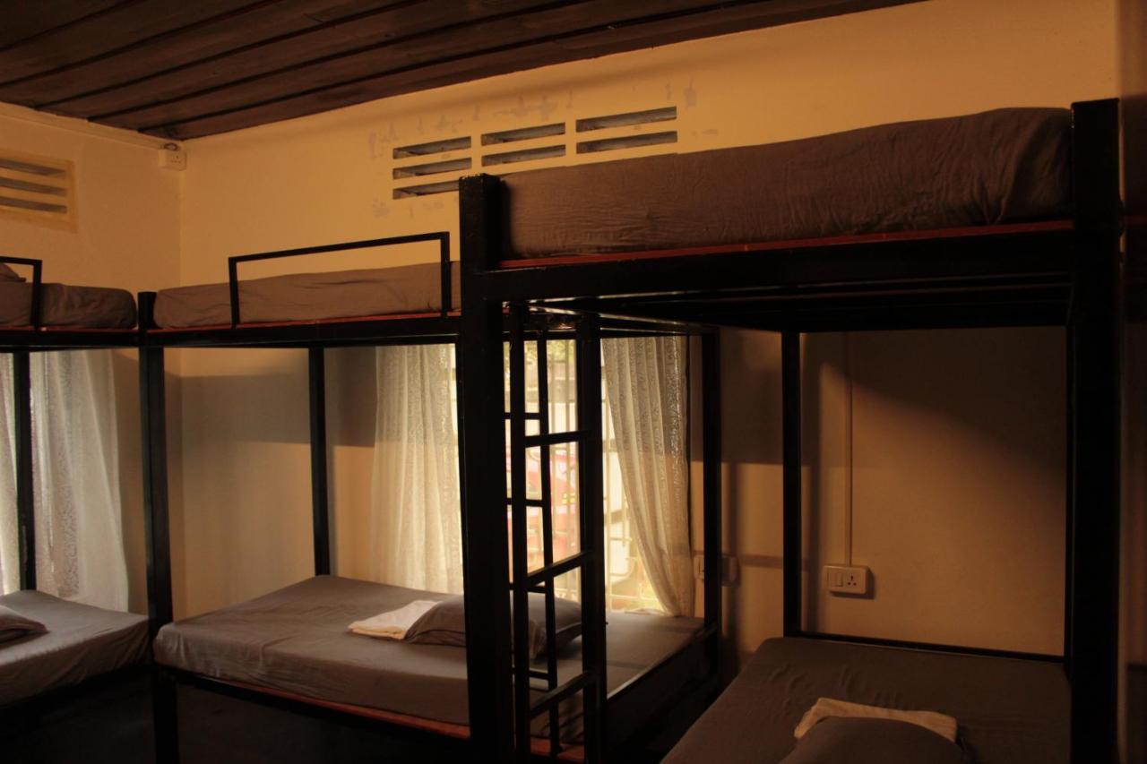 Piggy Hostel Варкала Екстер'єр фото